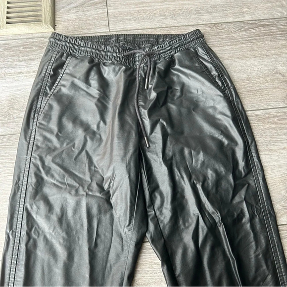 Zara  Faux Leather Relaxed Fit Jogger Pants - Picture 13 of 13